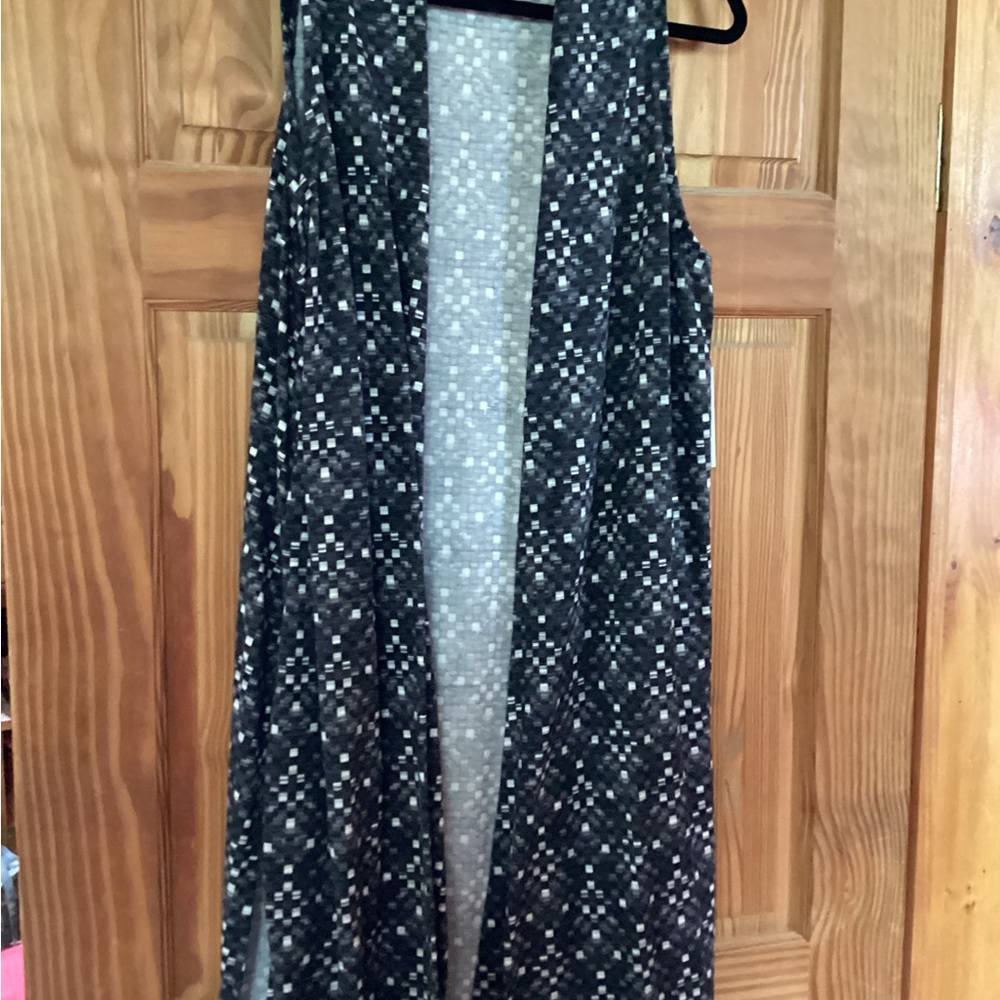LuLaRoe Joy Black and White Patterned Joy layering piece